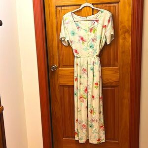 Vintage ERIKA Yellow Floral Maxi‎ Dress~Romantic & Feminine